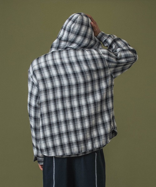 XLARGE（エクストララージ）の「HOODED FLANNEL SHIRT（シャツ/ブラウス・メンズ・ブラック/ブラウン/ネイビー・S/M/L/XL）」の9枚目の写真