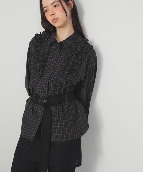 Ray BEAMS(レイビームス)の「チェック フリル ブレード シャツ(シャツ/ブラウス・レディース・ブラック/ワイン・ONE SIZE)」の6枚目の写真