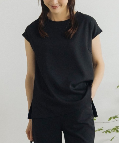 Sono(ソーノ)の「ご自宅でお洗濯可能/日本製/UVカット【SONO/ソーノ】【SONO NAVY/ソーノネイビー】ユーティリティ インナープルオーバー(シャツ/ブラウス・レディース・ネイビー/ブラック/ホワイト・F)」の3枚目の写真