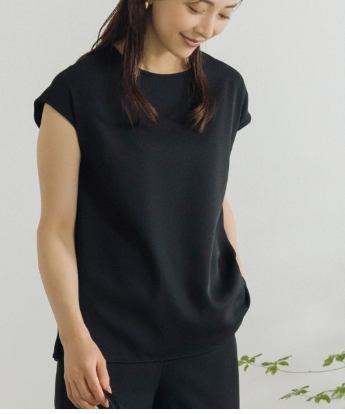 Sono(ソーノ)の「ご自宅でお洗濯可能/日本製/UVカット【SONO/ソーノ】【SONO NAVY/ソーノネイビー】ユーティリティ インナープルオーバー(シャツ/ブラウス・レディース・ネイビー/ブラック/ホワイト・F)」の22枚目の写真