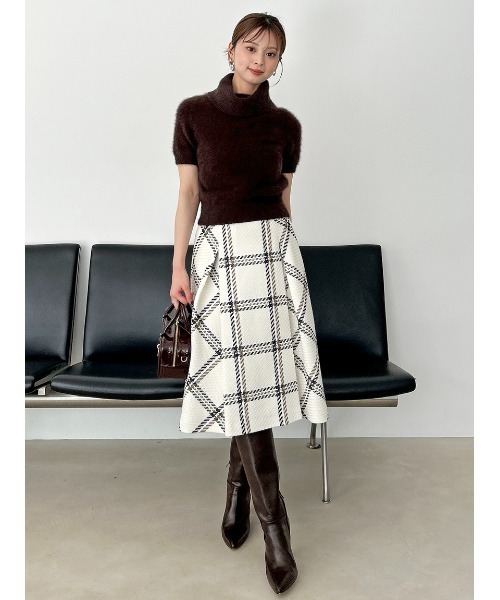 SNIDEL(スナイデル)の「Sustainableロービングチェックミドルスカート(スカート・レディース・レッド/ブラウン/アイボリー・0/1)」の8枚目の写真