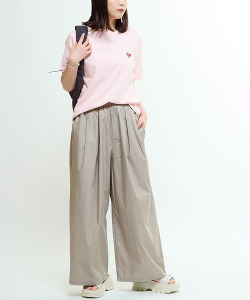 CONVERSE TOKYO（コンバーストウキョウ）の「GATHERED WIDE BALLOON PANTS（その他パンツ・レディース・ネイビー/アイボリー/チャコールグレー/ピンク/ベージュ・FREE）」の17枚目の写真