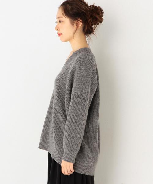 Another Edition（アナザーエディション）の「Vネック畦ヘンケイニットプルオーバー/ AEBC V/N アゼ ヘンケイ PO◆（ニット/セーター・レディース・ベージュ/グレー/ネイビー・フリー）」の6枚目の写真