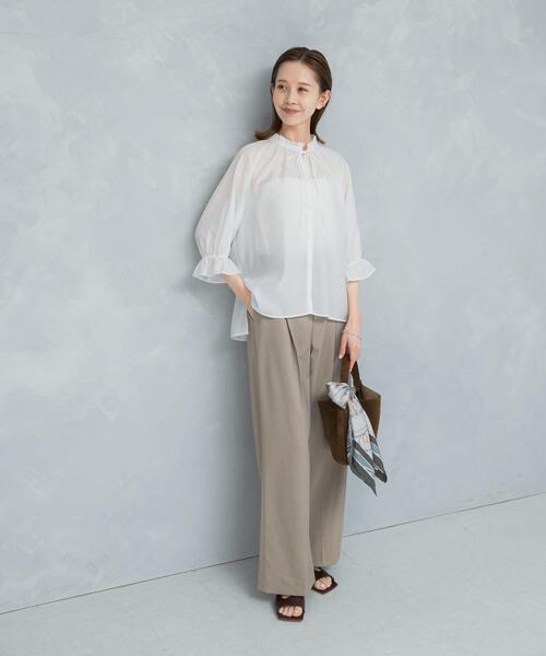 URBAN RESEARCH ROSSO WOMEN（アーバンリサーチ　ロッソ）の「クールタッチセミシアーフリルブラウス（シャツ/ブラウス・レディース・ブラック/オフホワイト/イエロー・FREE）」の12枚目の写真