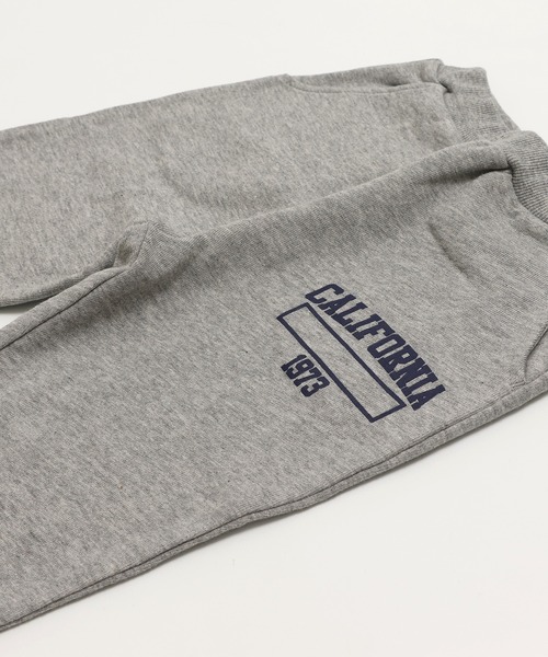chil2（チルツー）の「綿100% 裏毛ロゴスウェットパンツ（スウェットパンツ・キッズ・グレー/ブラック/ベージュ/ネイビー・90cm/110cm/100cm/120cm/150cm/130cm/140cm）」の18枚目の写真