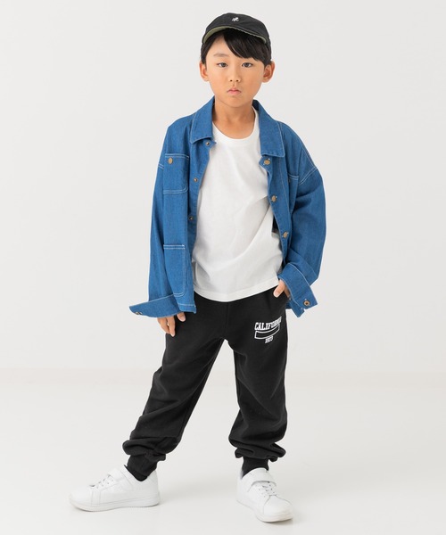 chil2（チルツー）の「綿100% 裏毛ロゴスウェットパンツ（スウェットパンツ・キッズ・グレー/ブラック/ベージュ/ネイビー・90cm/110cm/100cm/120cm/150cm/130cm/140cm）」の20枚目の写真