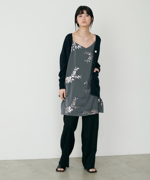 LARUTA（ラルータ）の「【LARUTA】[Web限定] 綿麻シアーニットカーデ（カーディガン/ボレロ・レディース・ブラック/ベージュ/ブルー/アイボリー/ミント/ピンク・FREE）」の11枚目の写真