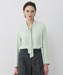 ICB（アイシービー）の「BackSatinAmunzen 配色ボウタイブラウス（シャツ/ブラウス）」