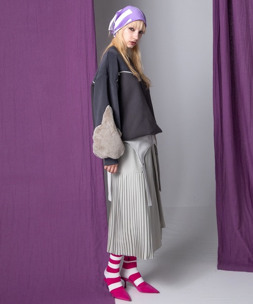 AULA AILA(アウラアイラ)の「ウエスタンディテールプルオーバー(スウェット・レディース・チャコールグレー/ブラウン/ブラック・0)」の7枚目の写真