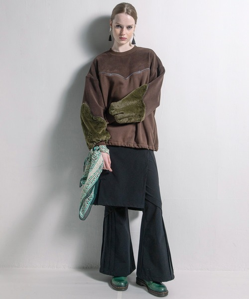 AULA AILA(アウラアイラ)の「ウエスタンディテールプルオーバー(スウェット・レディース・チャコールグレー/ブラウン/ブラック・0)」の14枚目の写真