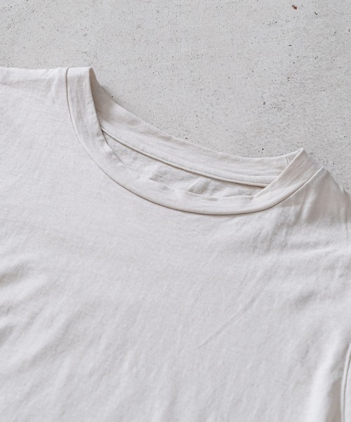 quadro(クオドロ)の「ハードツイスト天竺タンクトップ(Tシャツ/カットソー・レディース・ブラック/ホワイト/ベージュ・FREE)」の9枚目の写真