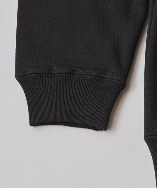 AO2(アオズ)の「Front Design Logo Hoodie / フロントデザイン ロゴフーディー(パーカー・レディース・ブラック/ネイビー/グレー・FREE)」の18枚目の写真