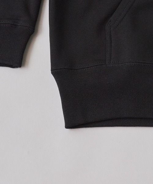 AO2(アオズ)の「Front Design Logo Hoodie / フロントデザイン ロゴフーディー(パーカー・レディース・ブラック/ネイビー/グレー・FREE)」の19枚目の写真
