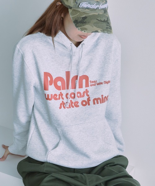 AO2(アオズ)の「Front Design Logo Hoodie / フロントデザイン ロゴフーディー(パーカー・レディース・ブラック/ネイビー/グレー・FREE)」の5枚目の写真