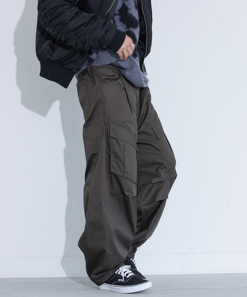 MDR（エムディアール）の「立体カーブ切替 ワイドカーゴパンツ（カーゴパンツ・メンズ・カーキ/ブラック・L/M）」の17枚目の写真