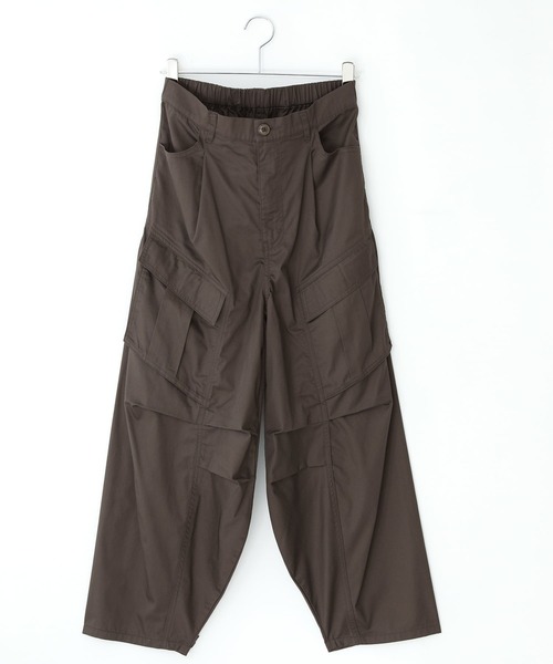 MDR（エムディアール）の「立体カーブ切替 ワイドカーゴパンツ（カーゴパンツ・メンズ・カーキ/ブラック・L/M）」の9枚目の写真
