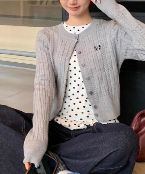 shyam inspiration(シャムインスピレーション)の「人気につき再登場!/ドット柄 フリルタイトロングTシャツ/ロンT/長袖/レイヤード(Tシャツ/カットソー・レディース・ホワイト・L/M)」の3枚目の写真