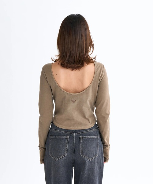 ROXY(ロキシー)の「IRREGULAR /ロキシーバックオープンデザインカップ付きタイトシルエット長袖ロンT(Tシャツ/カットソー・レディース・ブラウン/ナチュラル/ブラック・LARGE/MEDIUM/SMALL)」の13枚目の写真
