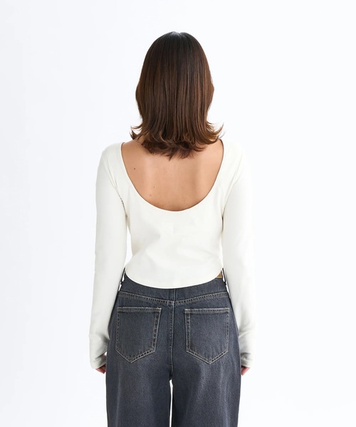 ROXY(ロキシー)の「IRREGULAR /ロキシーバックオープンデザインカップ付きタイトシルエット長袖ロンT(Tシャツ/カットソー・レディース・ブラウン/ナチュラル/ブラック・LARGE/MEDIUM/SMALL)」の15枚目の写真