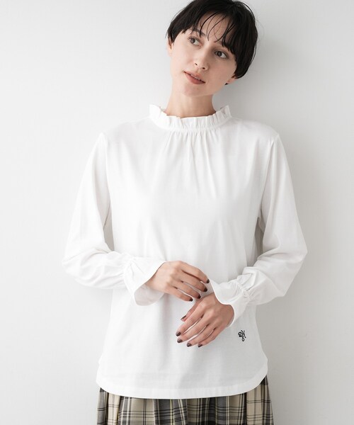 Dessin(デッサン)の「【選べる首元デザイン/洗える】ネックフリルロングカットソー(Tシャツ/カットソー・レディース・グレー/ブラック系2/ホワイト系・00/01/02/03)」の2枚目の写真