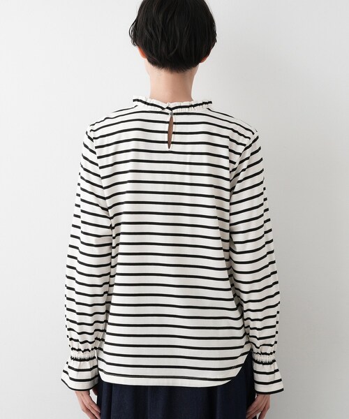 Dessin(デッサン)の「【選べる首元デザイン/洗える】ネックフリルロングカットソー(Tシャツ/カットソー・レディース・グレー/ブラック系2/ホワイト系・00/01/02/03)」の18枚目の写真
