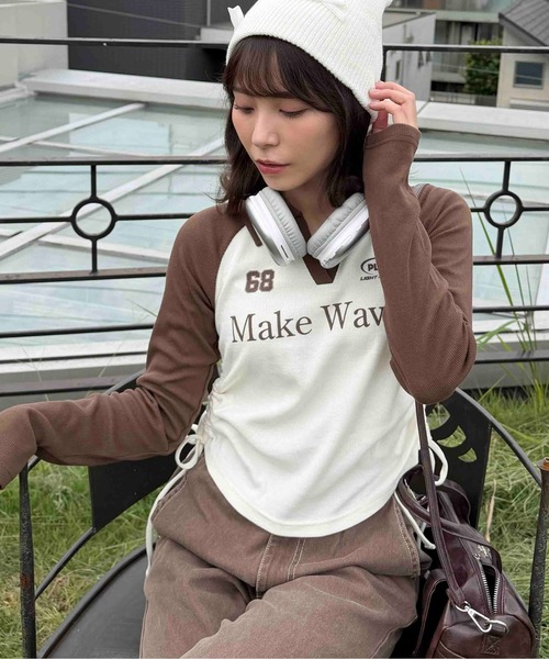 AS KNOW AS plus（アズノゥアズプラス）の「♪V衿ネック サイドリボン ロゴプルオーバー（Tシャツ/カットソー・レディース・ブラウン系/ブラック系/ネイビー系/カーキ系/ネイビー系1/ブラウン系1/グリーン系1・FREE）」の8枚目の写真