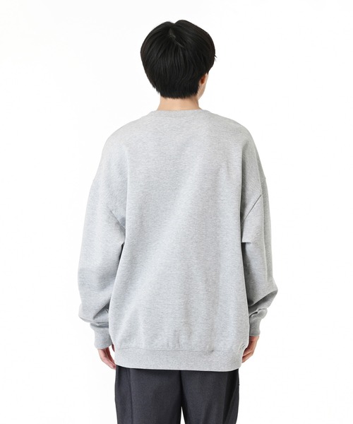 NEW BALANCE（ニューバランス）の「NB刺繍ダブルフェイスクルー（スウェット・メンズ・バーガンディー/ヘザーグレー/コバルトブルー/ダークグレー・MEDIUM/XX-LARGE/LARGE/X-LARGE/SMALL）」の16枚目の写真