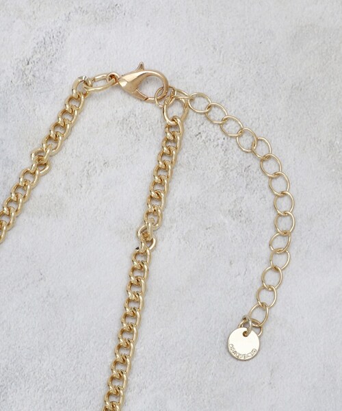 OPAQUE.CLIP（オペークドットクリップ）の「キラキラビジューショートネックレス（ネックレス・レディース・ゴールド/シルバー・00）」の6枚目の写真