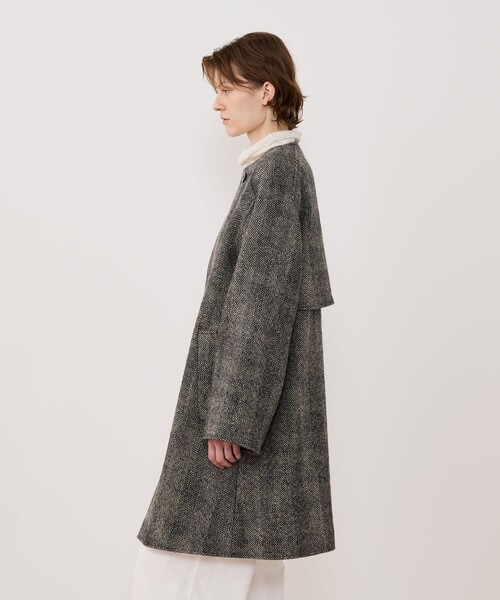 GALERIE VIE(ギャルリー ヴィー)の「ワイドヘリンボーン カラーレストレンチコート(ノーカラーコート・レディース・ブラック系その他・FREE)」の4枚目の写真