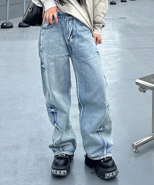 Flugge(フラッジー)の「ウォッシュバギーデニム(デニムパンツ・レディース・ブルー/ブラック・SMALL/MEDIUM)」の5枚目の写真