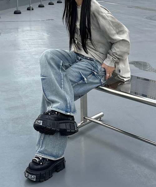 Flugge(フラッジー)の「ウォッシュバギーデニム(デニムパンツ・レディース・ブルー/ブラック・SMALL/MEDIUM)」の7枚目の写真