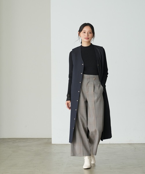 TRUDEA（トルディア）の「Vネックロングジレ（その他アウター・レディース・チャコールグレー/ブラック/キャメル・MEDIUM）」の4枚目の写真