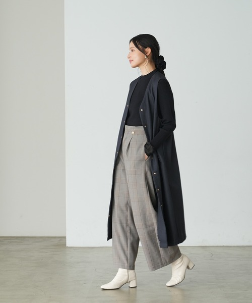 TRUDEA（トルディア）の「Vネックロングジレ（その他アウター・レディース・チャコールグレー/ブラック/キャメル・MEDIUM）」の5枚目の写真