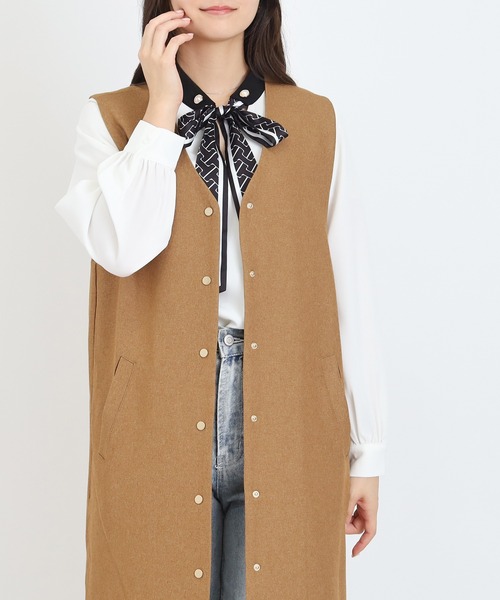 TRUDEA（トルディア）の「Vネックロングジレ（その他アウター・レディース・チャコールグレー/ブラック/キャメル・MEDIUM）」の13枚目の写真