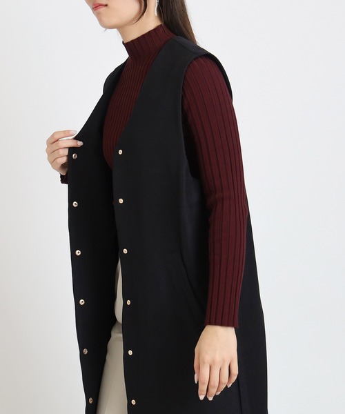 TRUDEA（トルディア）の「Vネックロングジレ（その他アウター・レディース・チャコールグレー/ブラック/キャメル・MEDIUM）」の21枚目の写真