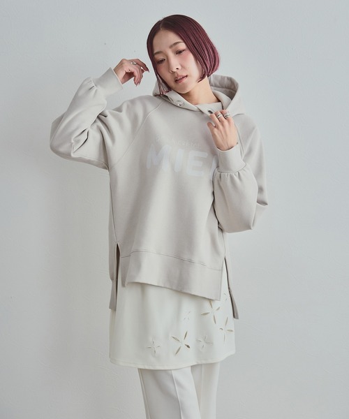 LHELBIE（レルビエ）の「【裏起毛】ハンドロゴパーカー（パーカー・レディース・ライトグレー/ネイビー/ブラック・M）」の12枚目の写真