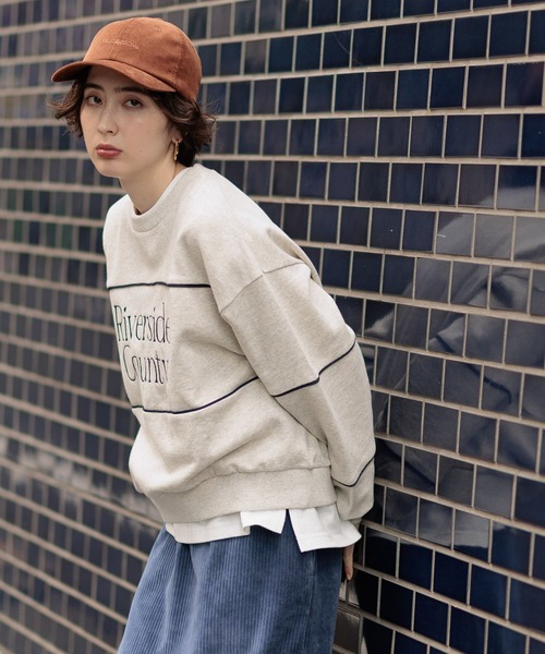 GEORGE'S（ジョージズ）の「カラーブロックスウェット（スウェット・レディース・チャコールグレー/オートミール/ネイビー・SMALL/MEDIUM）」の17枚目の写真