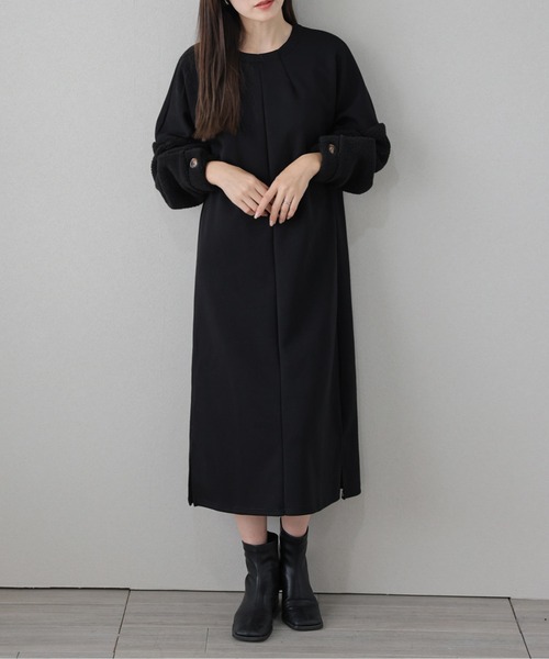 AMELY(エミリー)の「ボアスリーブバックジップワンピース(ワンピース・レディース・チャコール/モカ/ブラック・C/フリー)」の2枚目の写真