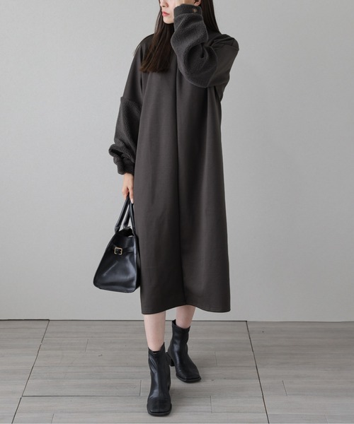 AMELY(エミリー)の「ボアスリーブバックジップワンピース(ワンピース・レディース・チャコール/モカ/ブラック・C/フリー)」の12枚目の写真