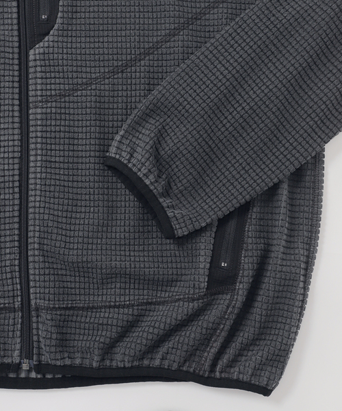 B.C STOCK(ベーセーストック)の「GRAPHPOINT フリースジャケット(ブルゾン・メンズ・ブラック/カーキ・MEDIUM/LARGE)」の22枚目の写真
