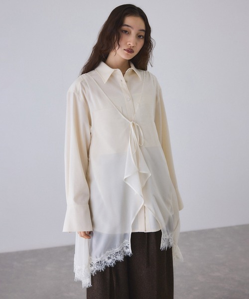 ADAM ET ROPE'（アダムエロペ）の「ヘムレースシアージレ（シャツ/ブラウス・レディース・ネイビー/オフホワイト/ブラック・FREE）」の19枚目の写真