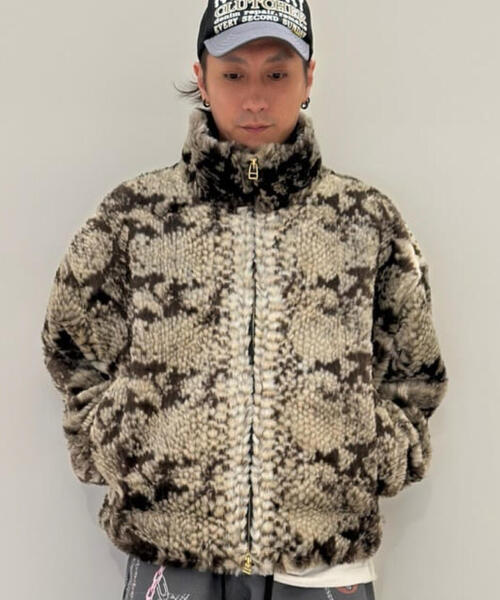 FR(13)NDS（フレンズ）の「FR(13)NDS /フレンズ/Fur Stand Python BZ（ブルゾン・メンズ・ベージュ・L/M）」の3枚目の写真