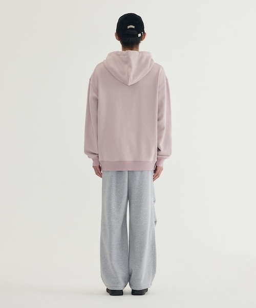 COVERNAT(カバーナット)の「C LOGO HOODIE(パーカー・メンズ・オートミール/ブラック/チャコールグレー/ヘザーグレー/ライトピンク・XX-LARGE/X-LARGE/LARGE/MEDIUM/SMALL/X-SMALL)」の18枚目の写真