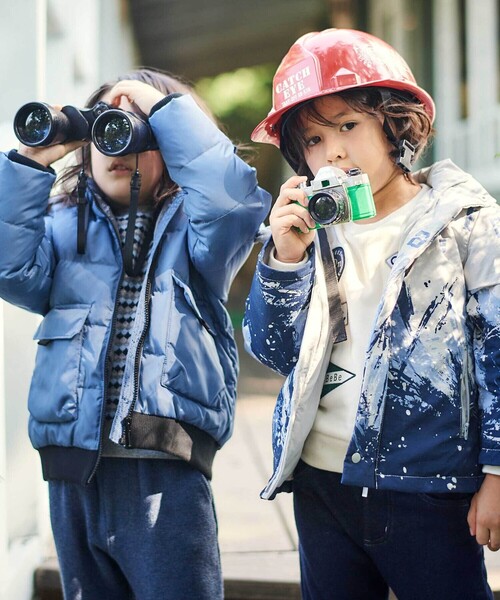 BeBe（ベベ）の「【撥水加工】アイスバーグプリントフード中綿コート（ダウンジャケット/コート・キッズ・ブルー系その他・110cm/120cm/130cm/140cm/150cm/100cm）」の4枚目の写真