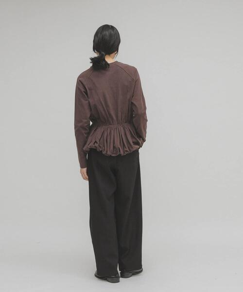 KBF（ケイビーエフ）の「ピーチスキンバブルヘムトップス（Tシャツ/カットソー・レディース・オフホワイト/グレー系その他/ブラウン・ONE）」の17枚目の写真