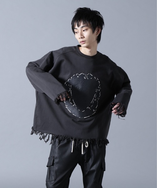 DANKE SCHON(ダンケシェーン)の「DankeSchon/ダンケシェーン/CUT FRINGE SWEAT CREWNECK EMBLEM(スウェット・メンズ・ブラック/ベージュ・L/M)」の5枚目の写真