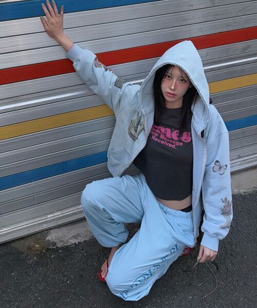 AMESWORLDWIDE(アメスワールドワイド)の「ROUND HEM CROP TEE CHARCOAL(Tシャツ/カットソー・レディース・その他・FREE)」の15枚目の写真