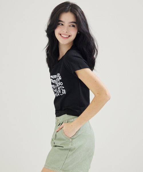 AWESOME STUDIO（オーサムスタジオ）の「ウェーブレタリングクロップスリム半袖Tシャツブラック（Tシャツ/カットソー・レディース・その他・FREE）」の4枚目の写真