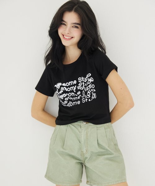 AWESOME STUDIO（オーサムスタジオ）の「ウェーブレタリングクロップスリム半袖Tシャツブラック（Tシャツ/カットソー・レディース・その他・FREE）」の5枚目の写真