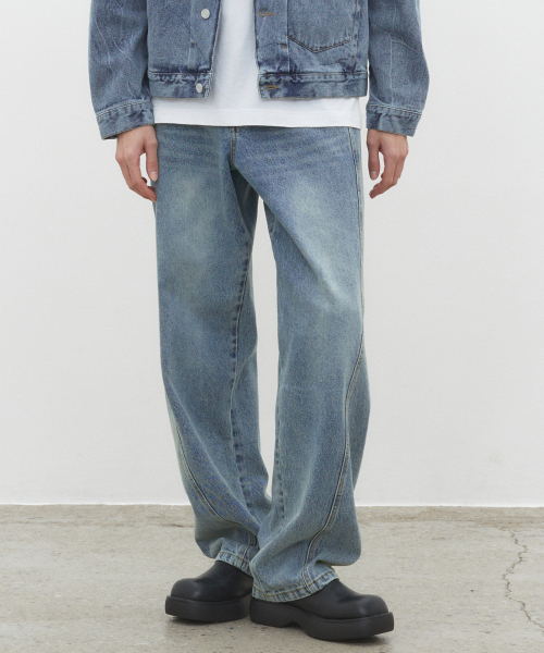 DECET(デケト)の「Curved Wide Jeans DCPT033YBlueB(デニムパンツ・レディース・その他・26/28/30/34/32)」の5枚目の写真
